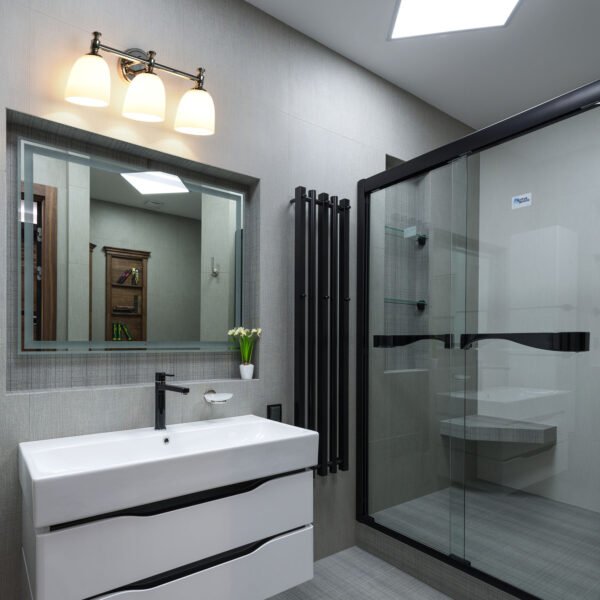 3-Light Traditional Bathroom Vanity Light Fixtures - Image 7